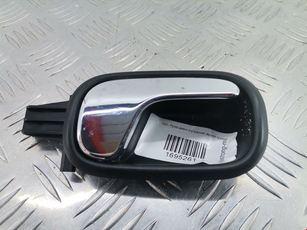 Ручка двери внутренняя задняя правая Audi A4 B5