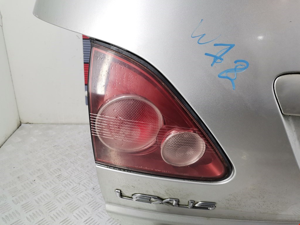Крышка (дверь) багажника Lexus RX 1 (XU10) купить в России
