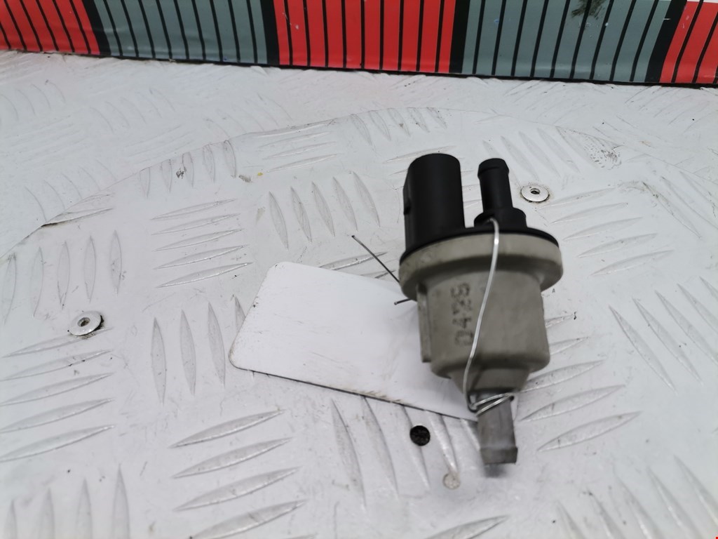 Клапан вентиляции топливного бака Audi A3 8P купить в Беларуси