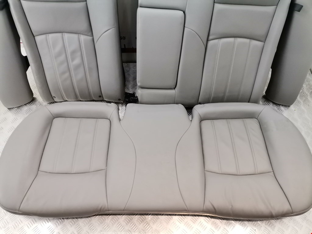 Салон (сидения) комплект Chrysler 300C 1 купить в Беларуси