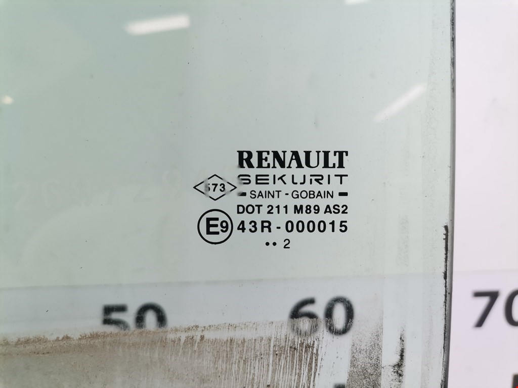 Стекло двери задней левой Renault Clio 2 купить в Беларуси