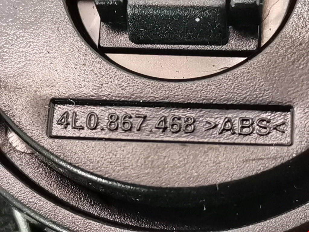 Обшивка багажного отделения Audi Q3 8U купить в Беларуси
