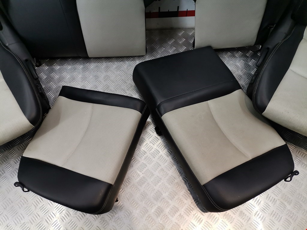 Салон (сидения) комплект Mercedes CLC (CL203) купить в России