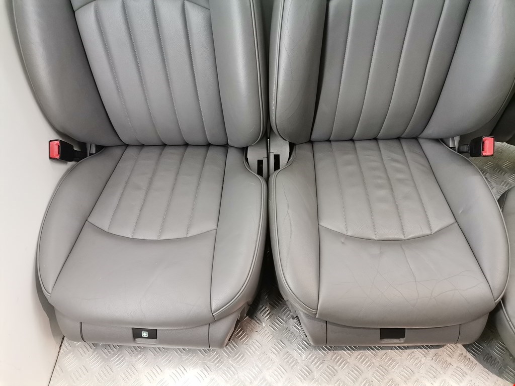 Салон (сидения) комплект Mercedes CLS-Class (W219) купить в Беларуси