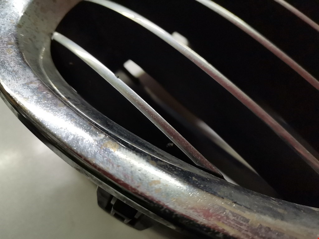 Решетка радиатора BMW 7-Series (F01/F02) купить в России