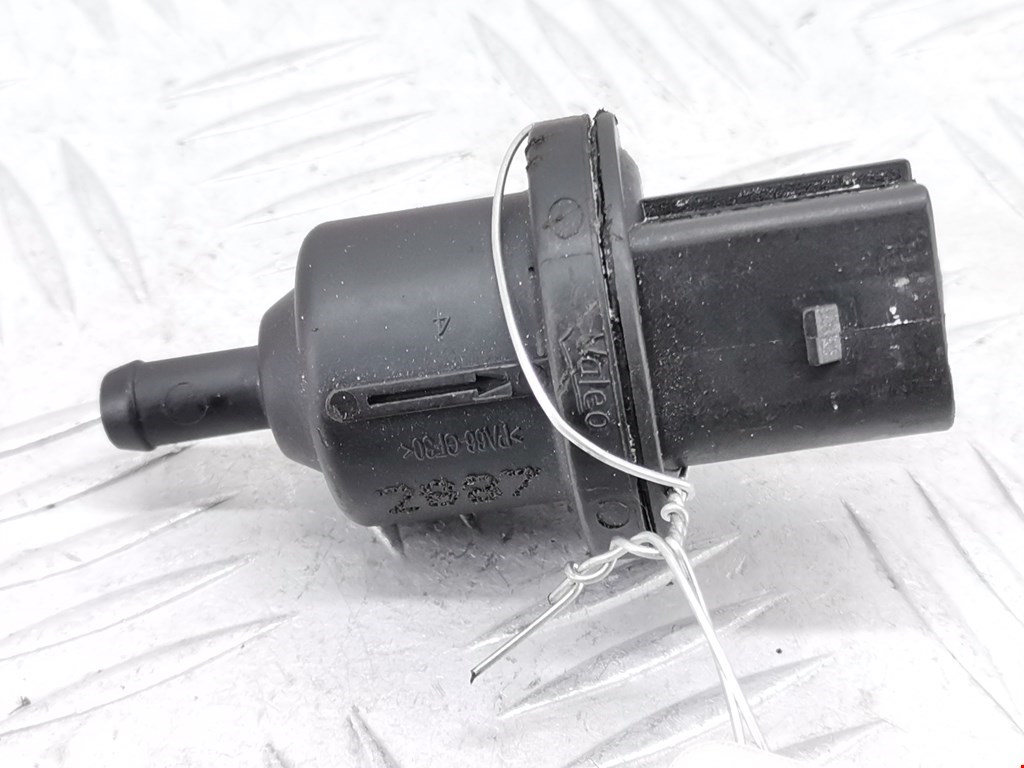 Клапан вентиляции топливного бака Volkswagen Polo 5