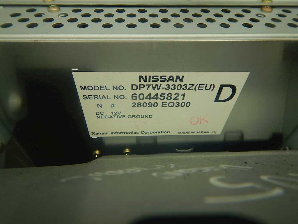 Дисплей информационный Nissan X-Trail T30 купить в России