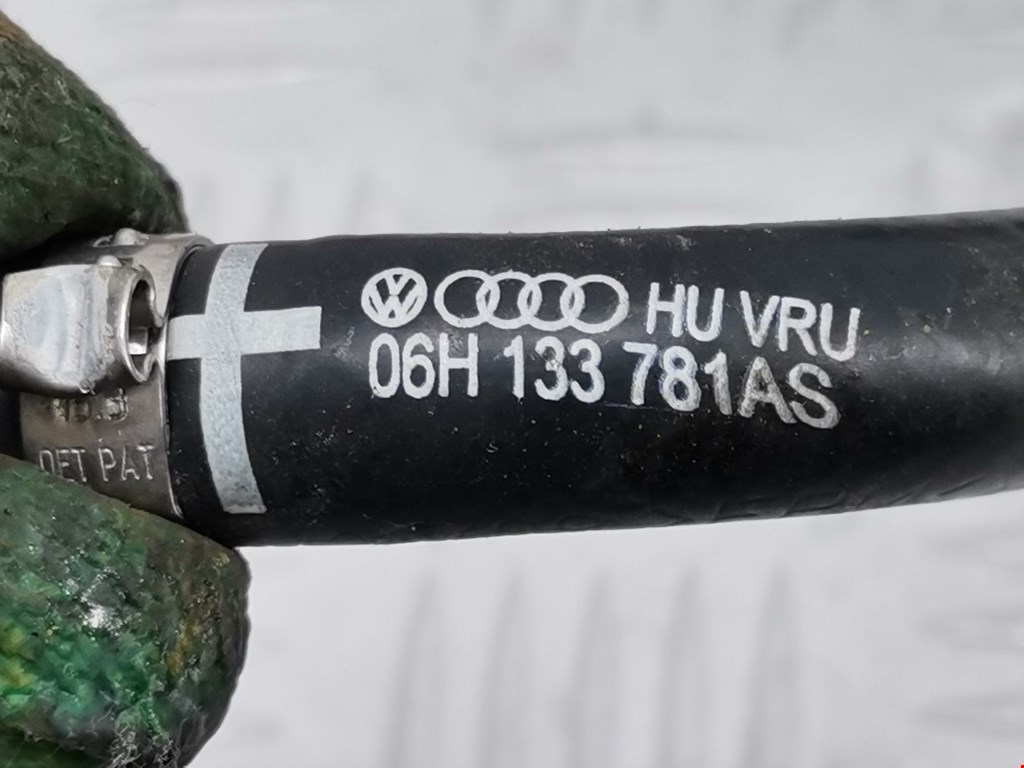 Трубка вакуумная Audi A4 B8 купить в России