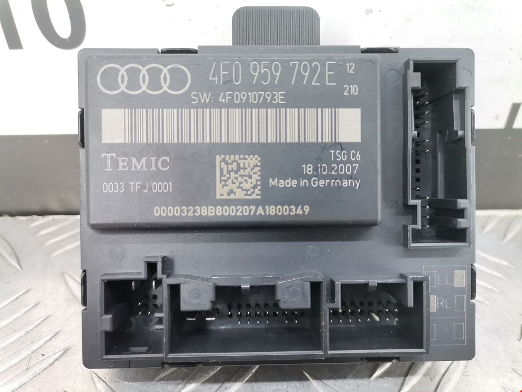 Блок комфорта Audi A6 C6 купить в России