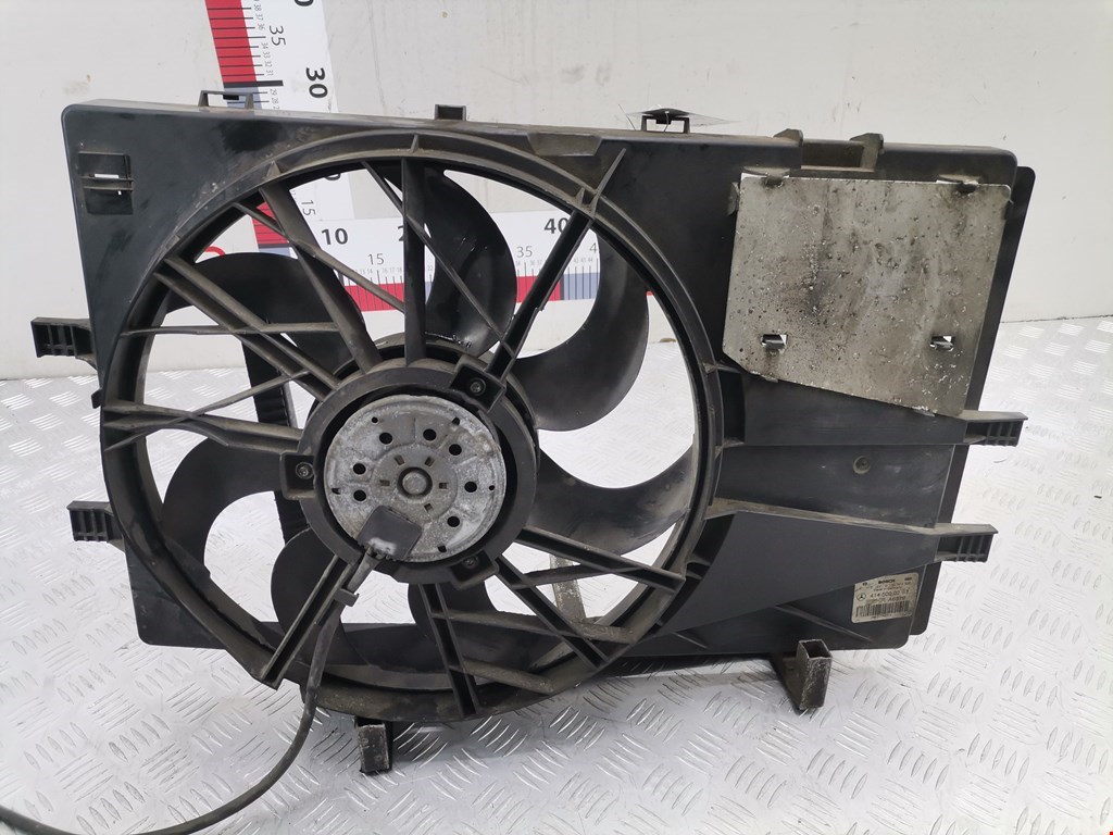 Вентилятор радиатора основного Mercedes Vaneo