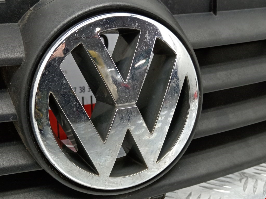 Решетка радиатора Volkswagen Polo 4 купить в Беларуси