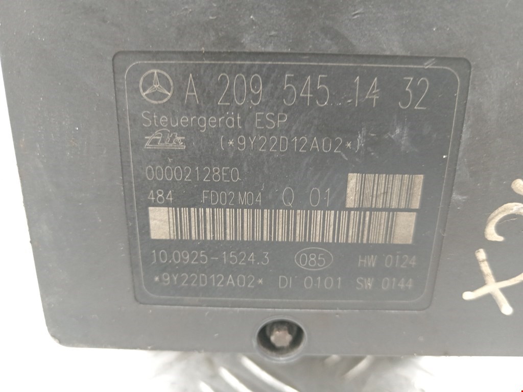 Блок ABS Mercedes C-Class (W203) купить в Беларуси