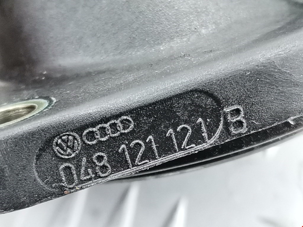 Корпус термостата Audi A4 B5 купить в России