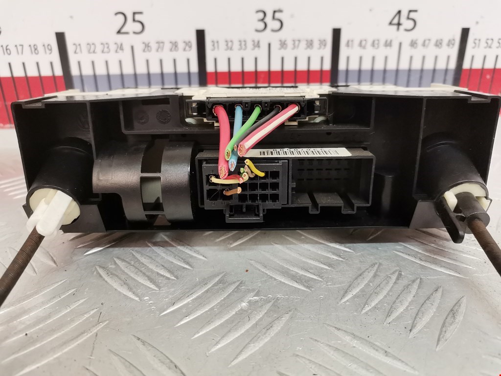 Переключатель отопителя (печки) Volkswagen Polo 4 купить в России