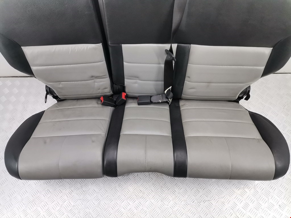 Салон (сидения) комплект Dodge Nitro купить в Беларуси