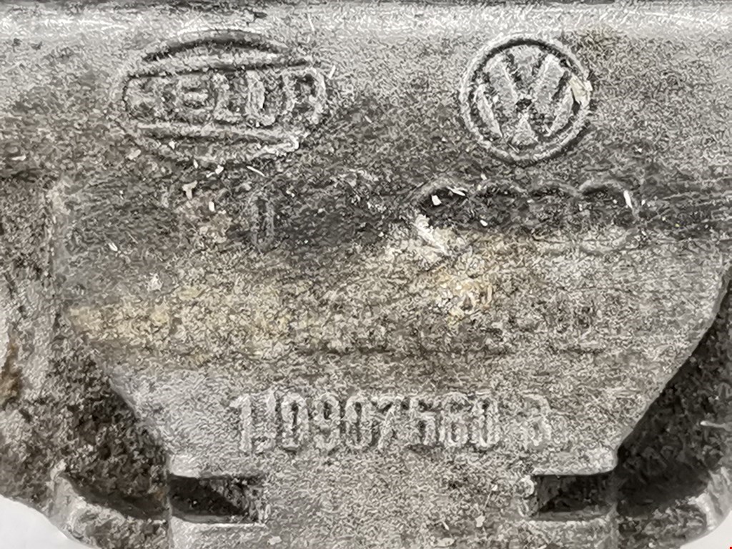 Датчик уровня масла Volkswagen Passat 5 купить в России