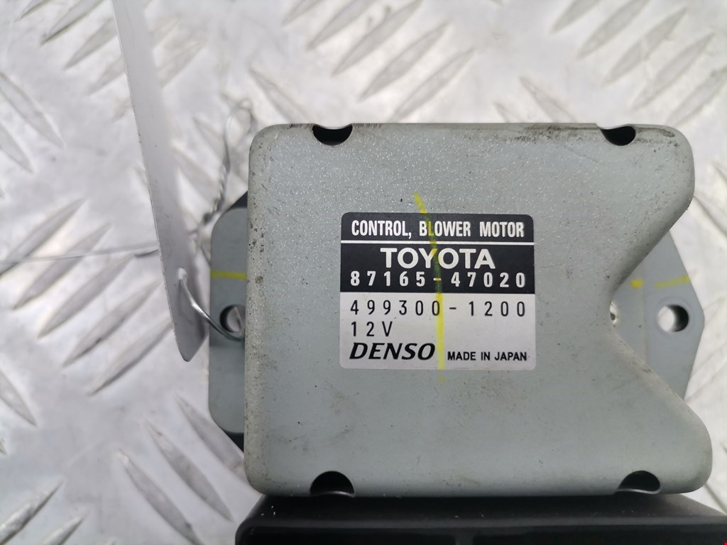 Резистор отопителя (сопротивление печки) Toyota Prius 2 купить в Беларуси
