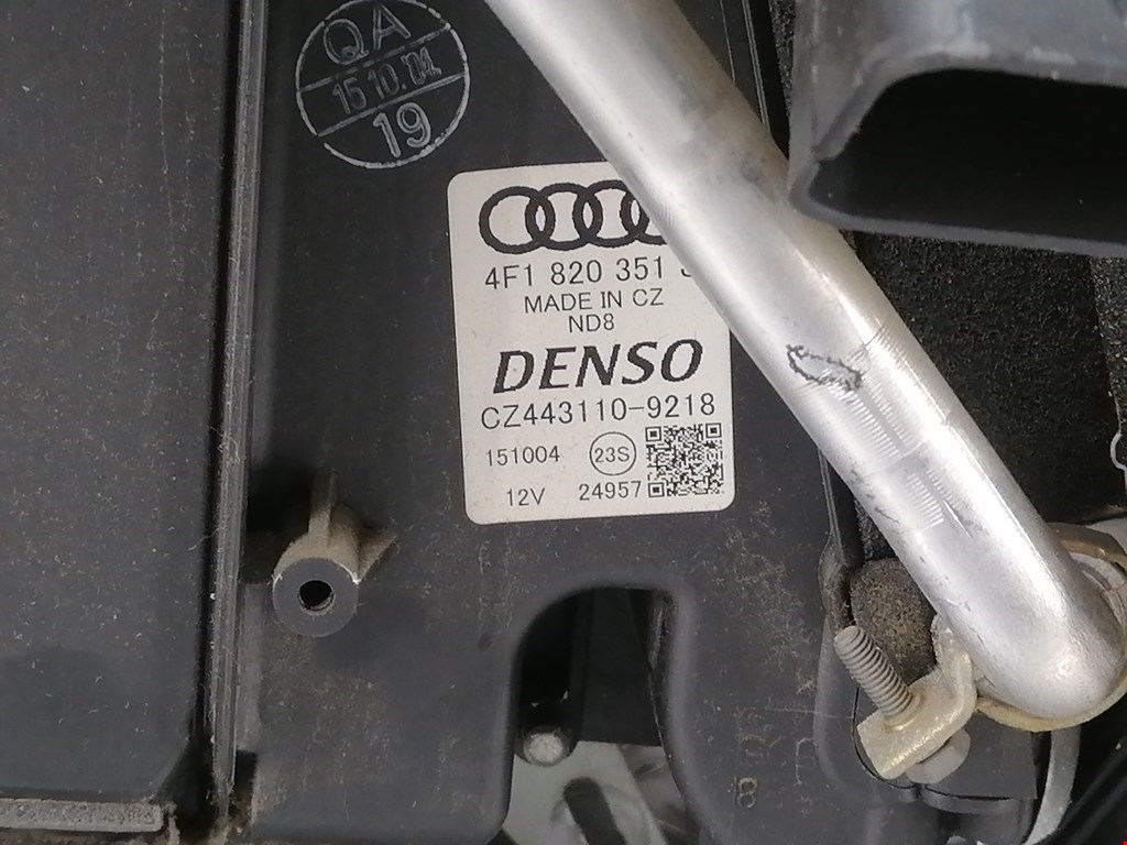Отопитель в сборе (печка) Audi A6 C6 купить в России