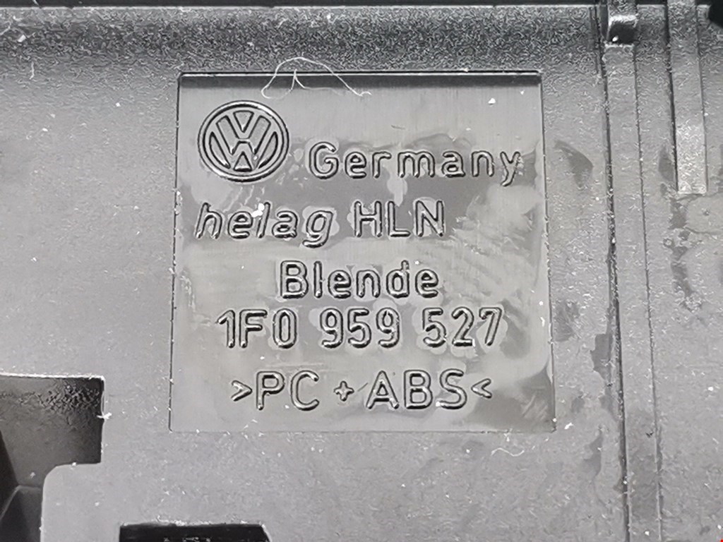 Кнопка стеклоподъемника Volkswagen Touran 1 купить в Беларуси