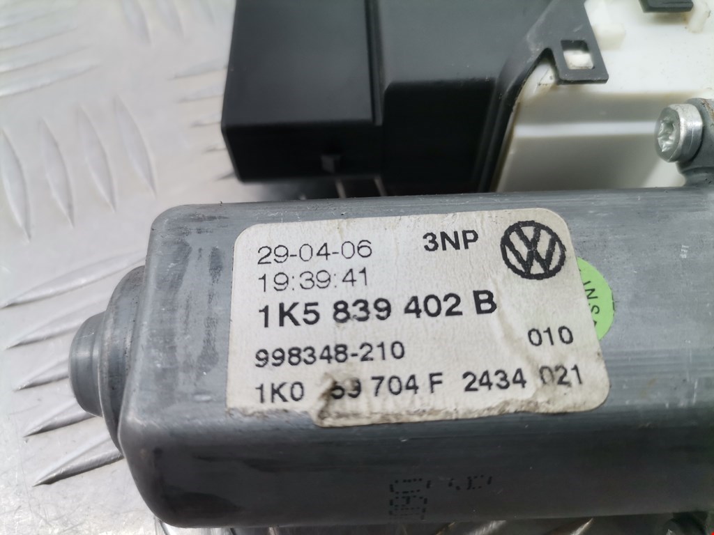 Моторчик стеклоподъемника Volkswagen Jetta 5 купить в Беларуси