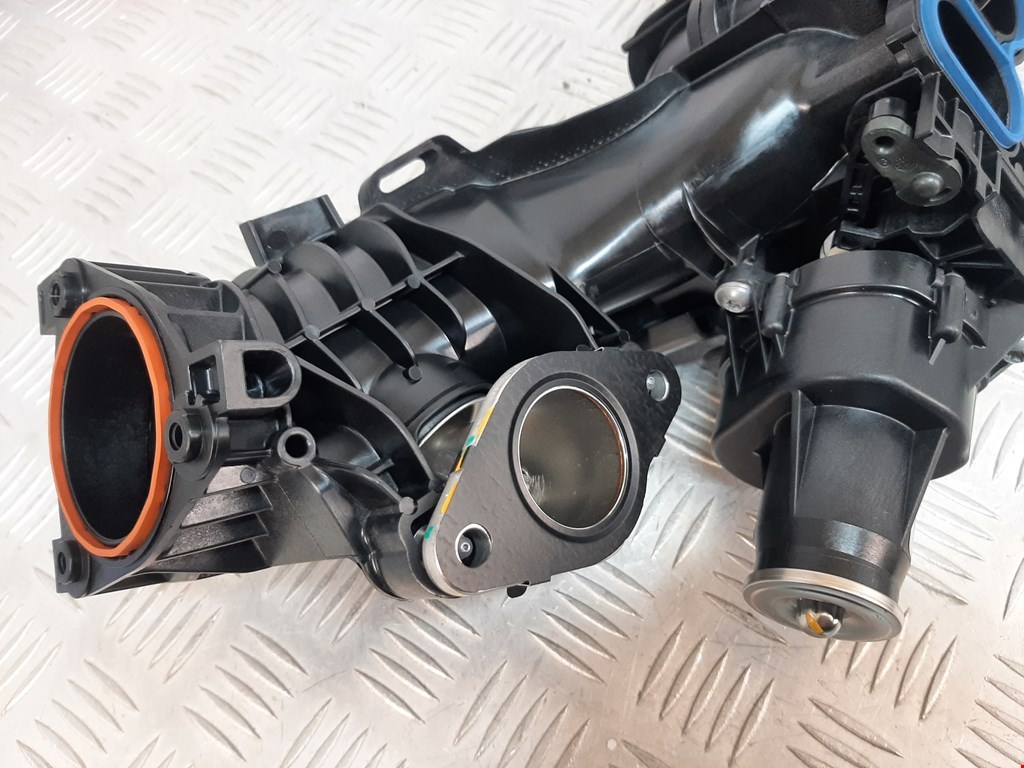 Коллектор впускной BMW 5-Series (G30/G31/G38) купить в Беларуси