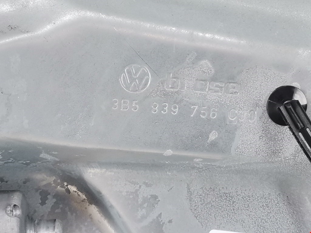Стеклоподъемник электрический двери задней правой Volkswagen Passat 5 GP купить в Беларуси