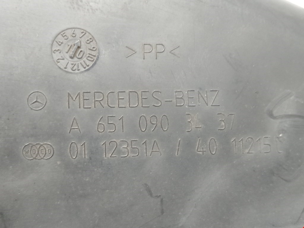 Патрубок воздушного фильтра Mercedes C-Class (W204) купить в Беларуси