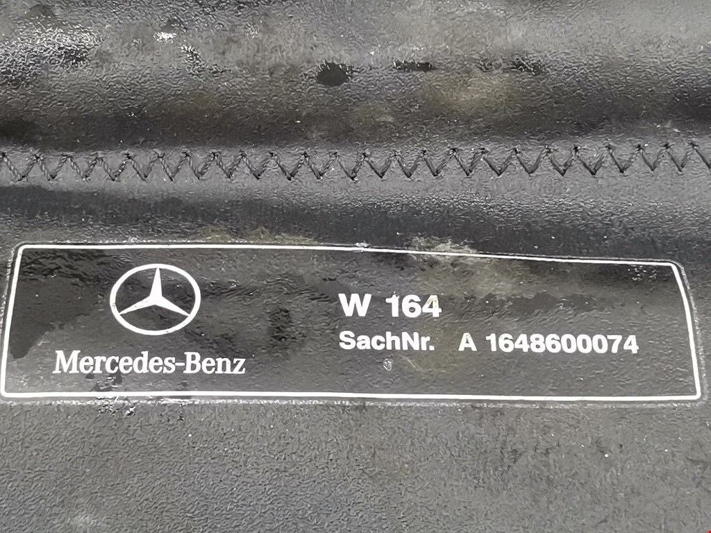Шторка (полка) багажника Mercedes ML-Class (W164) купить в России