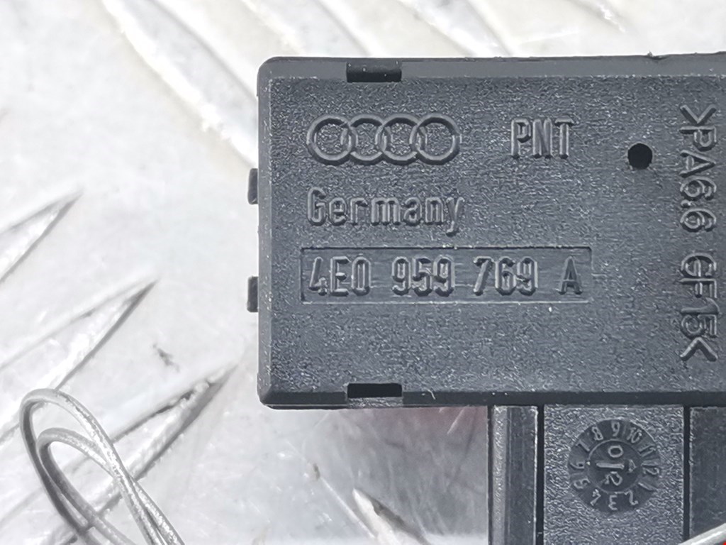 Блок кнопок Audi A8 D3 купить в России
