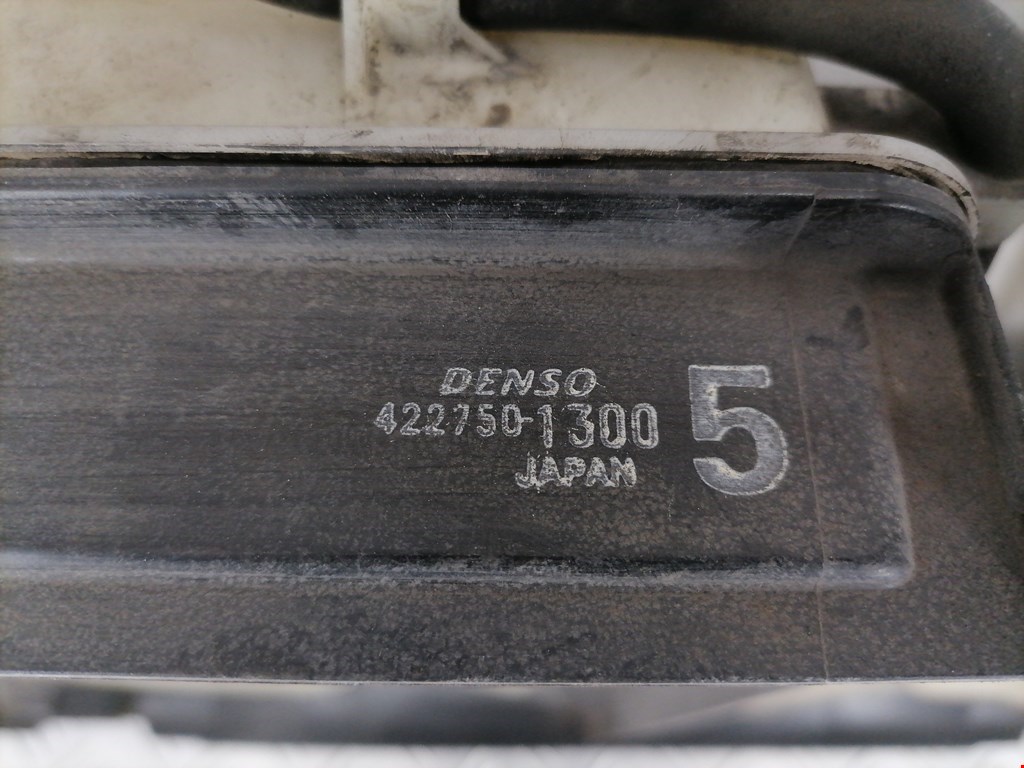 Вентилятор радиатора основного Toyota Prius 2 купить в России