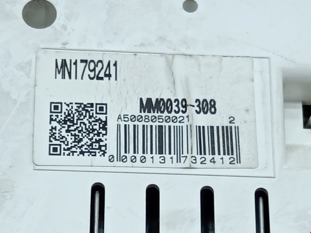 Панель приборная (щиток приборов) Mitsubishi L200 4 купить в Беларуси