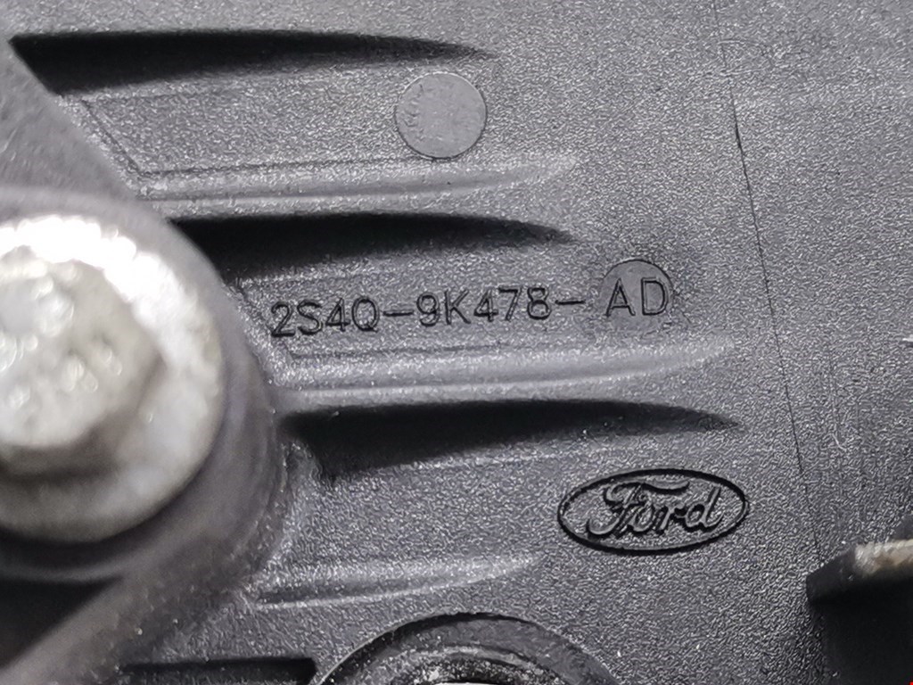 Корпус термостата Ford C-MAX 1 купить в России