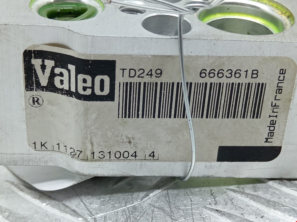 Клапан ТРВ (расширительный) кондиционера Volvo XC90 1 купить в Беларуси