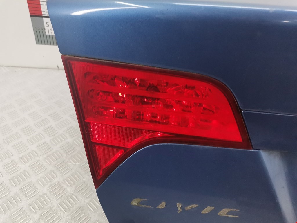 Крышка (дверь) багажника Honda Civic 8 купить в Беларуси