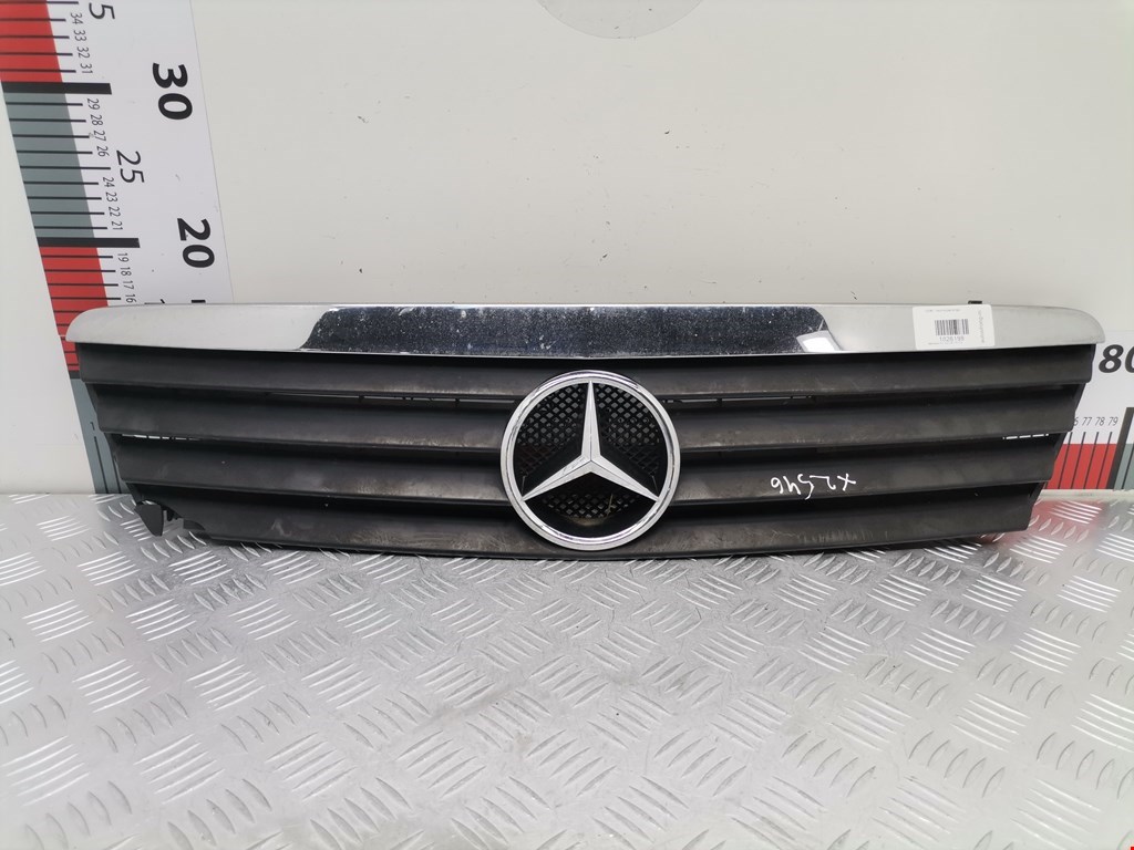 Решетка радиатора Mercedes A-Class (W168)