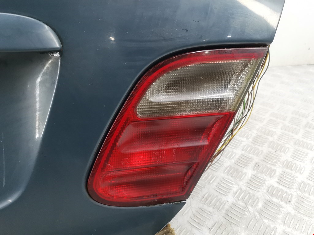 Крышка (дверь) багажника Mercedes CLK-Class (W208) купить в Беларуси