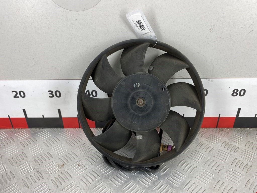 Вентилятор радиатора кондиционера Volkswagen Passat 5 купить в России