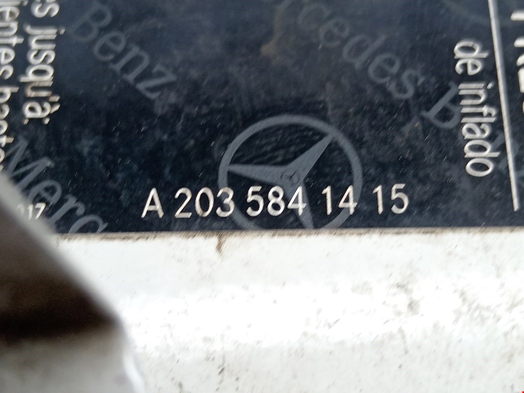 Лючок бензобака Mercedes CLC (CL203) купить в Беларуси