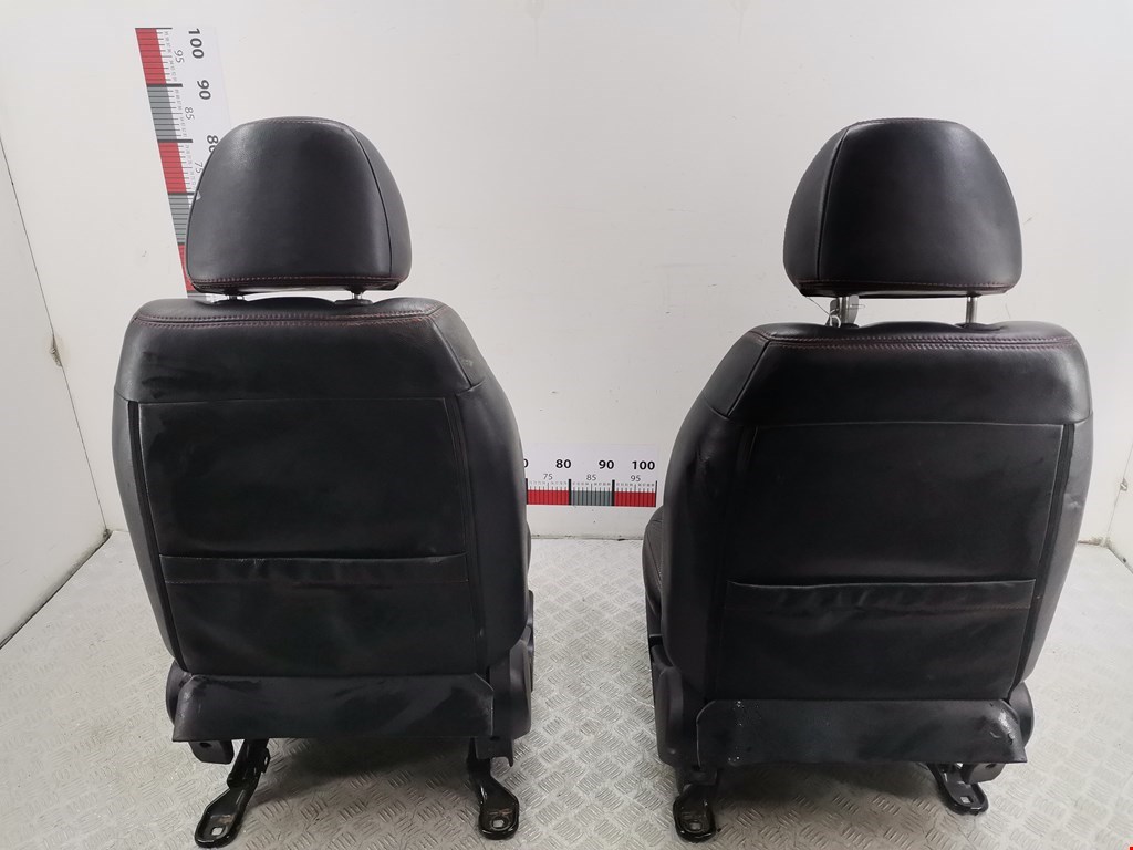 Салон (сидения) комплект Mitsubishi L200 4 купить в России