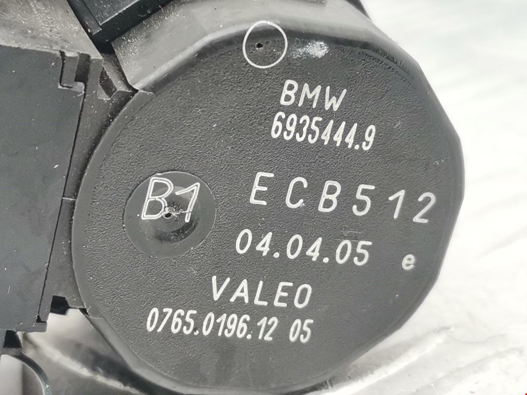 Электропривод (сервопривод) заслонки печки BMW X5 (E53) купить в Беларуси