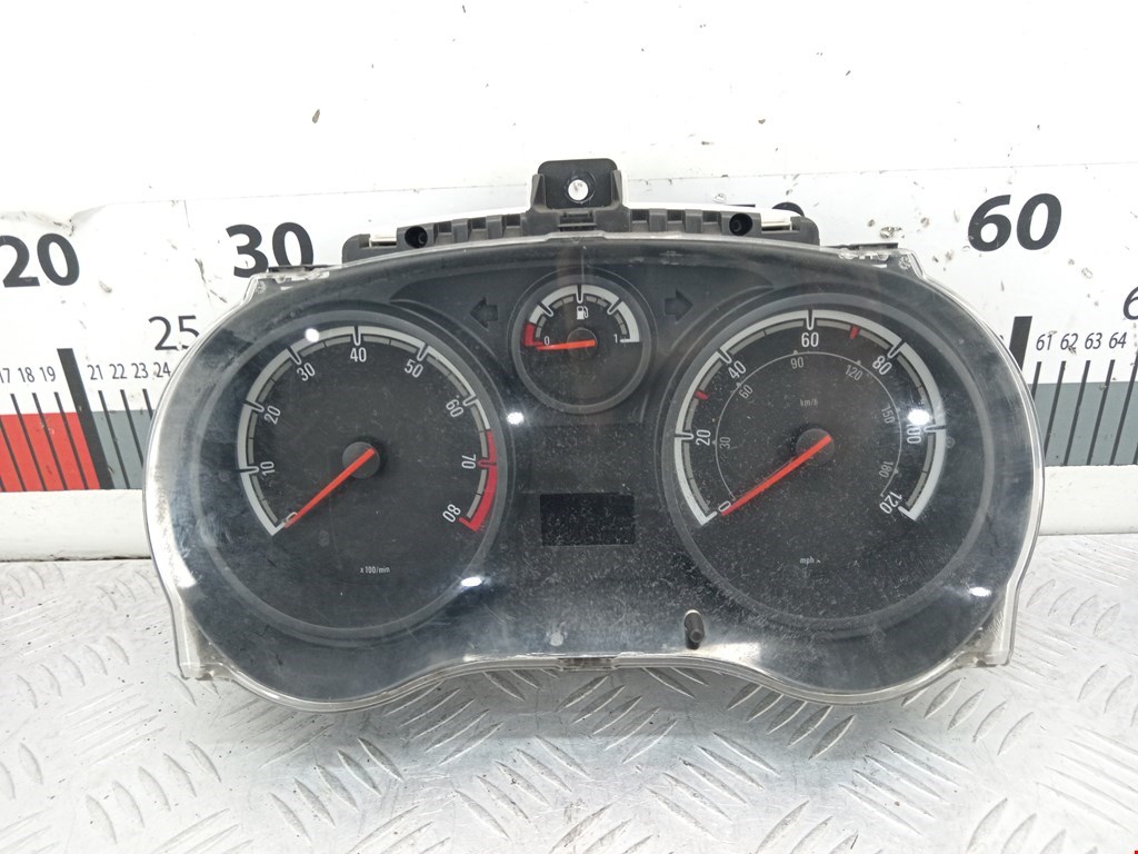 Панель приборная (щиток приборов) Opel Corsa D