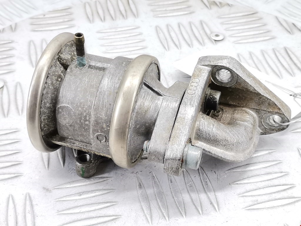 Клапан ЕГР EGR Audi A6 C5