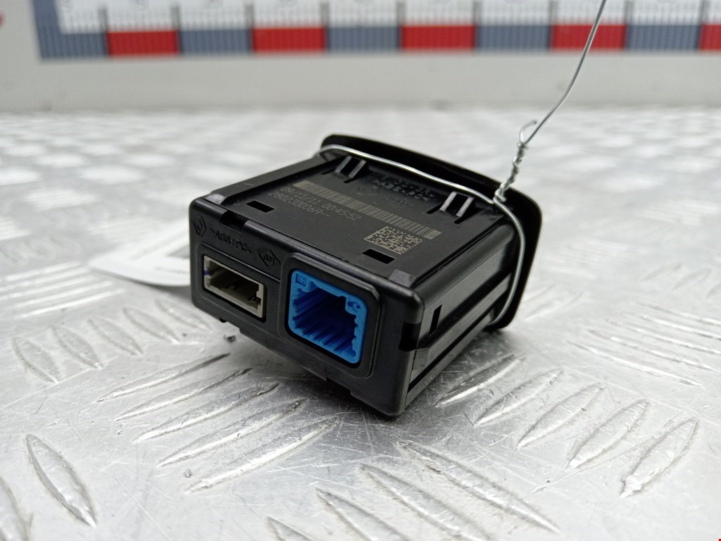 Разъем AUX / USB Renault Espace 4 купить в Беларуси