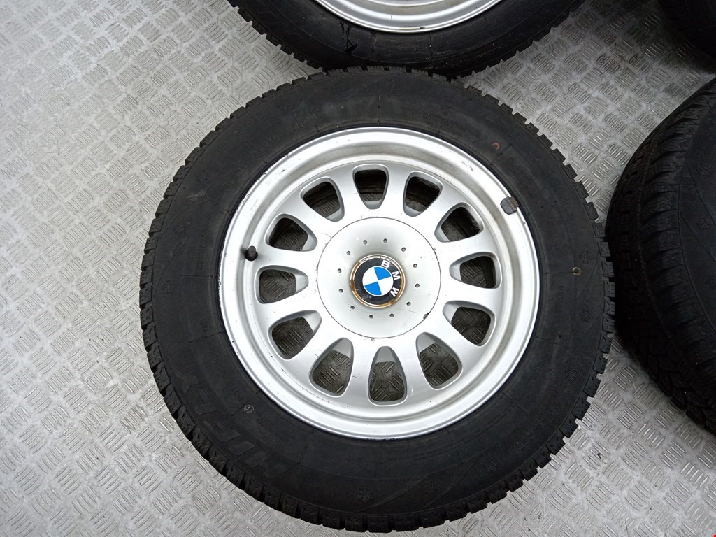Диск колесный легкосплавный (литой) BMW 5-Series (E39) купить в России