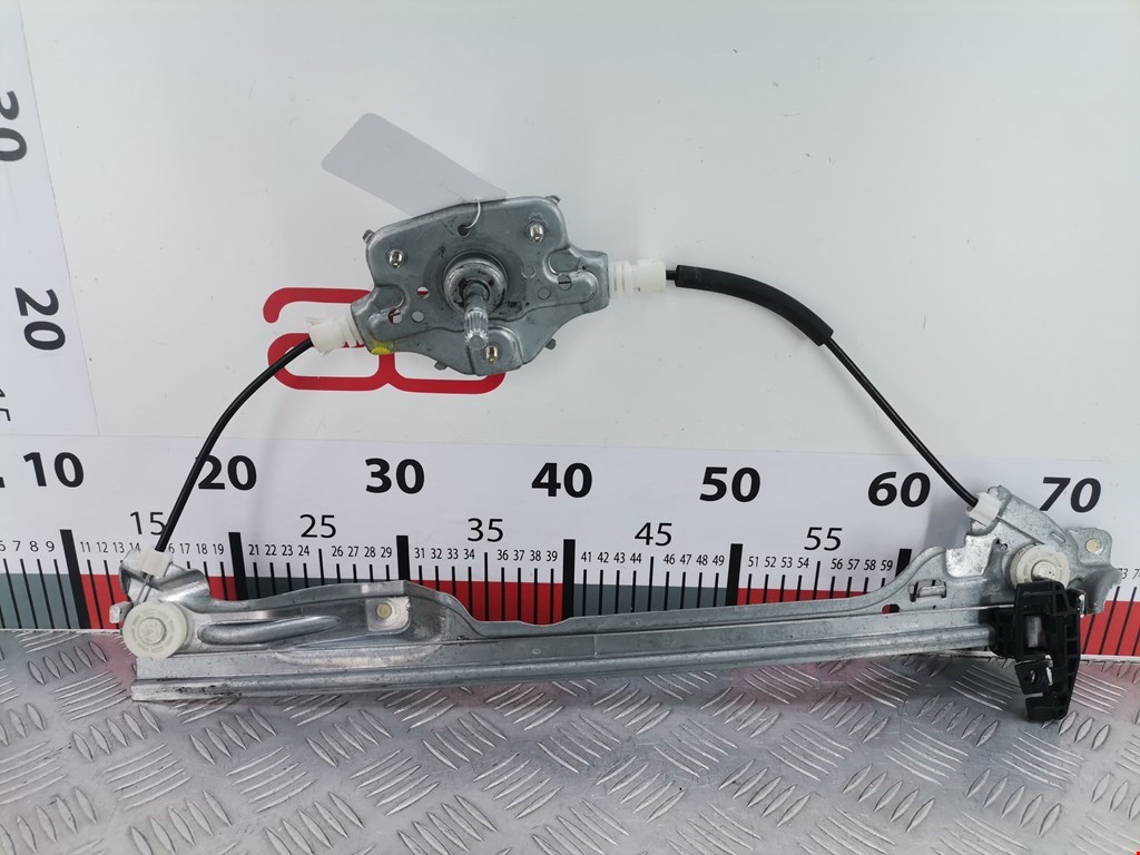 Стеклоподъемник механический двери задней правой Renault Modus купить в России