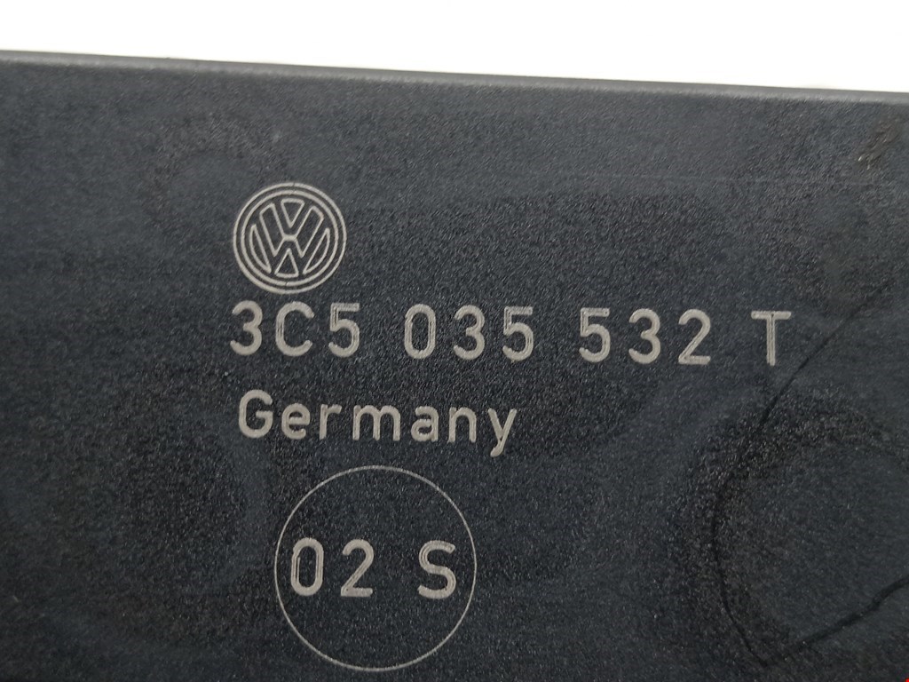 Усилитель антенны Volkswagen Passat 7 купить в России