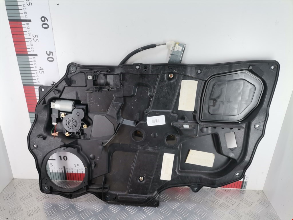Стеклоподъемник электрический двери передней правой Mazda 2 DY купить в России