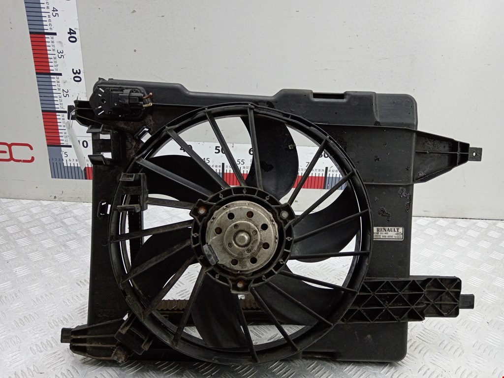 Вентилятор радиатора основного Renault Megane 2