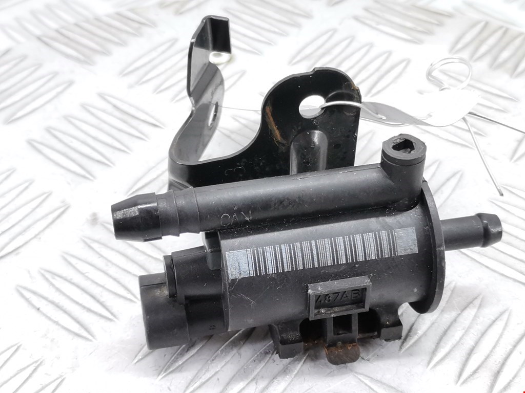 Клапан вентиляции топливного бака Opel Astra G