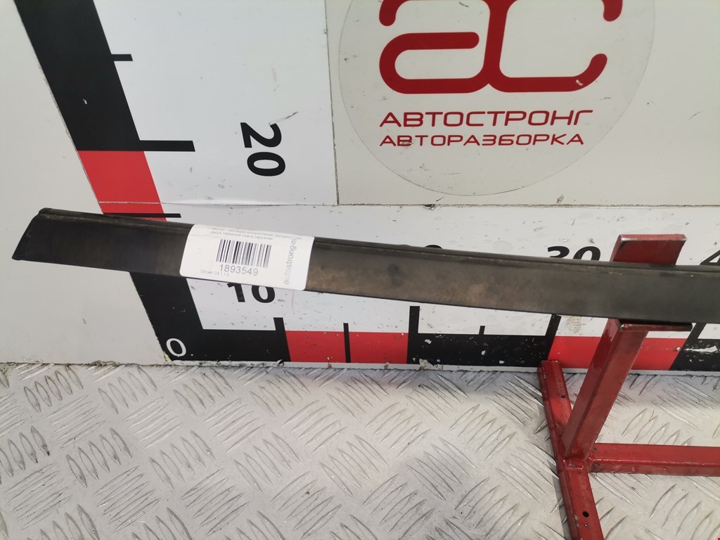 Накладка декоративная (молдинг) стекла двери передней левой наружная  Citroen C4 1 купить в России